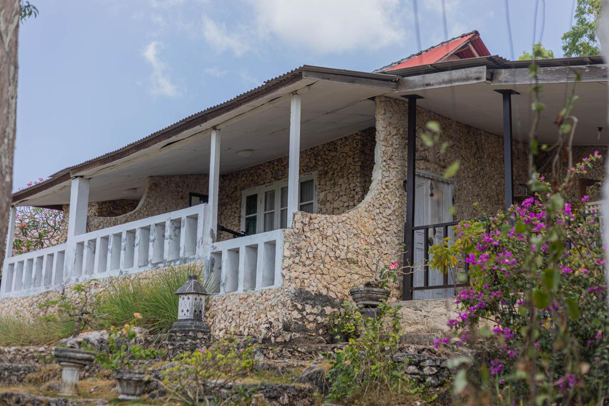 Annaya House Apartment Batumadeg Ngoại thất bức ảnh